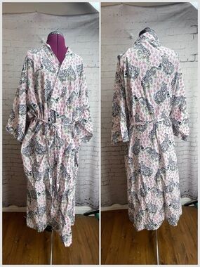 Printfresh size 2X Tiger Queen long cotton robe